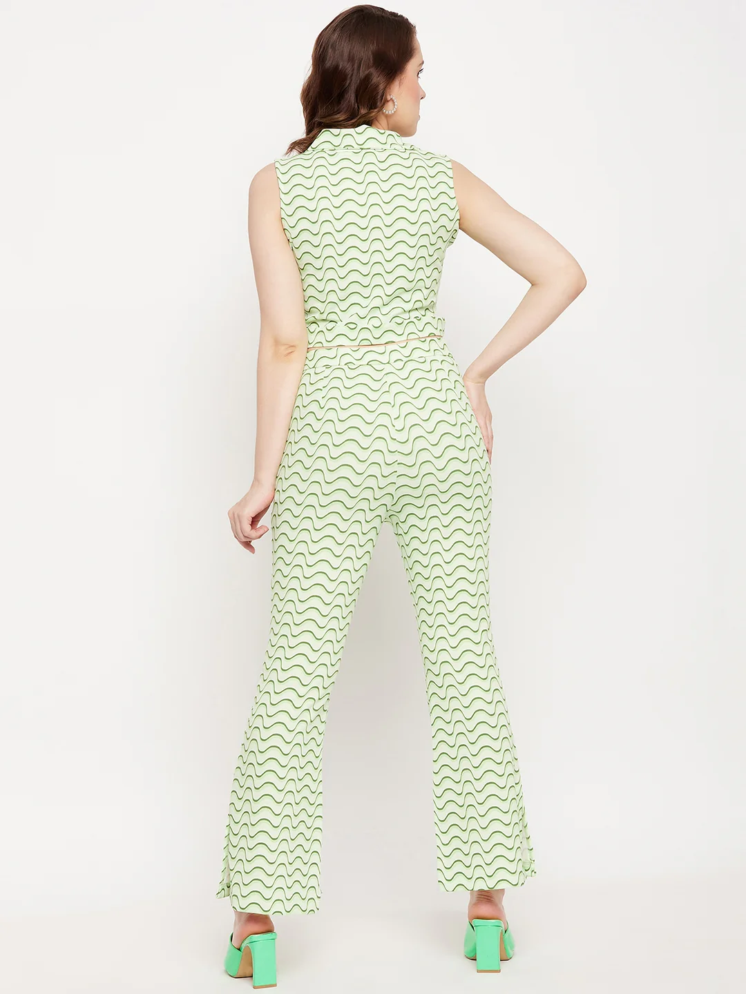 Madame Green Spread Collared Abstract Printed Co-Ord Set - Image 6