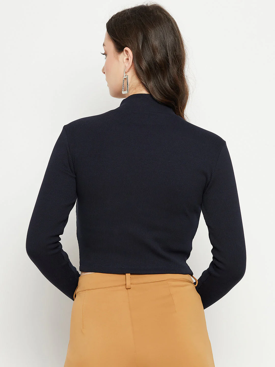 Madame Dark Navy Ribbed Crop Top - Image 3