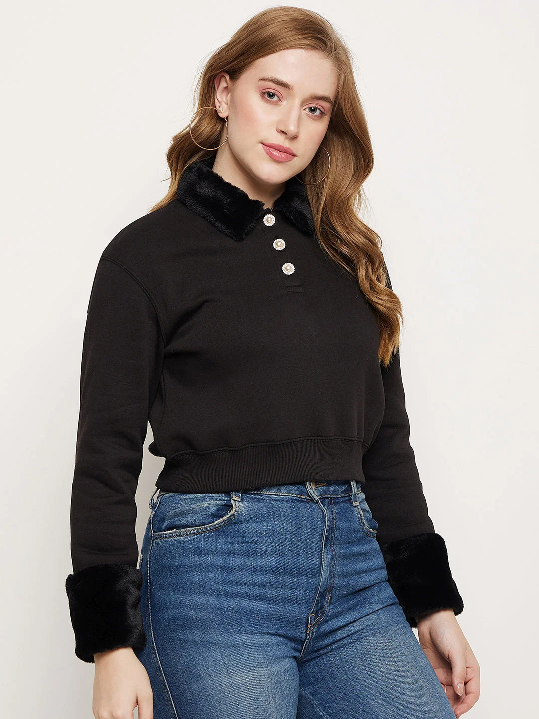 Madame Black Faux Fur Collared Crop Sweatshirt - Image 4