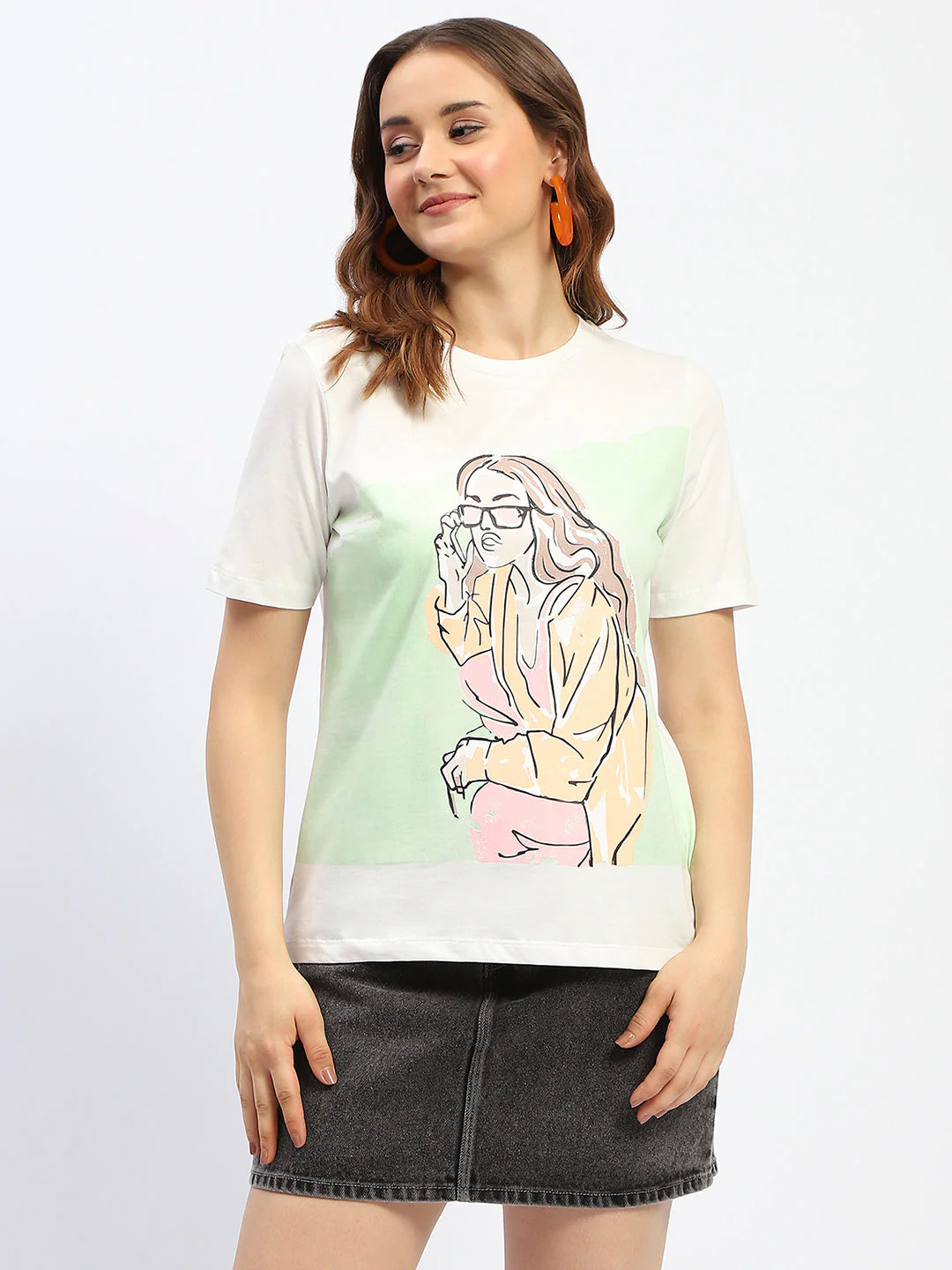 Madame White Graphic Print Cotton T-Shirt - Image 2