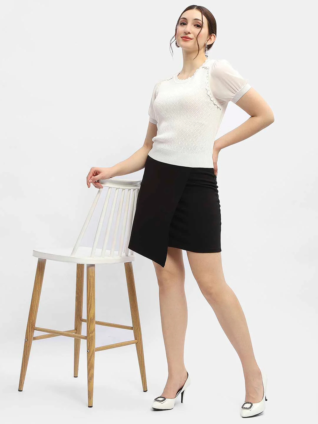 Madame Embellished Off-White Puff Sleeve Top - Image 2