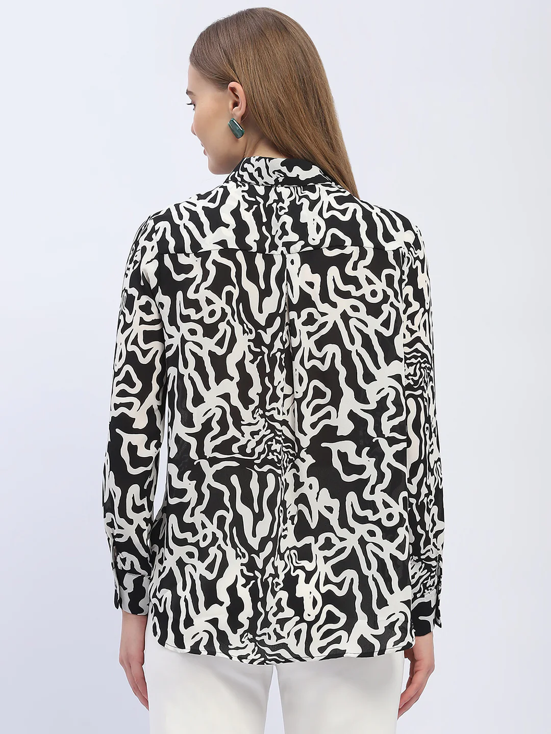 Madame Abstract Print Black Regular Shirt - Image 5
