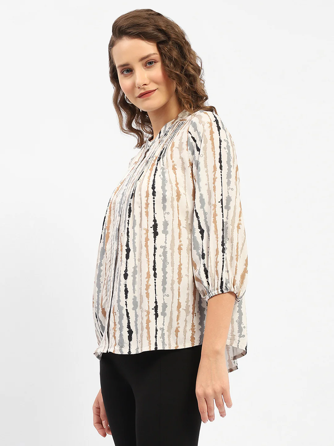Madame Abstract Print Off-White Regular Top - Image 5