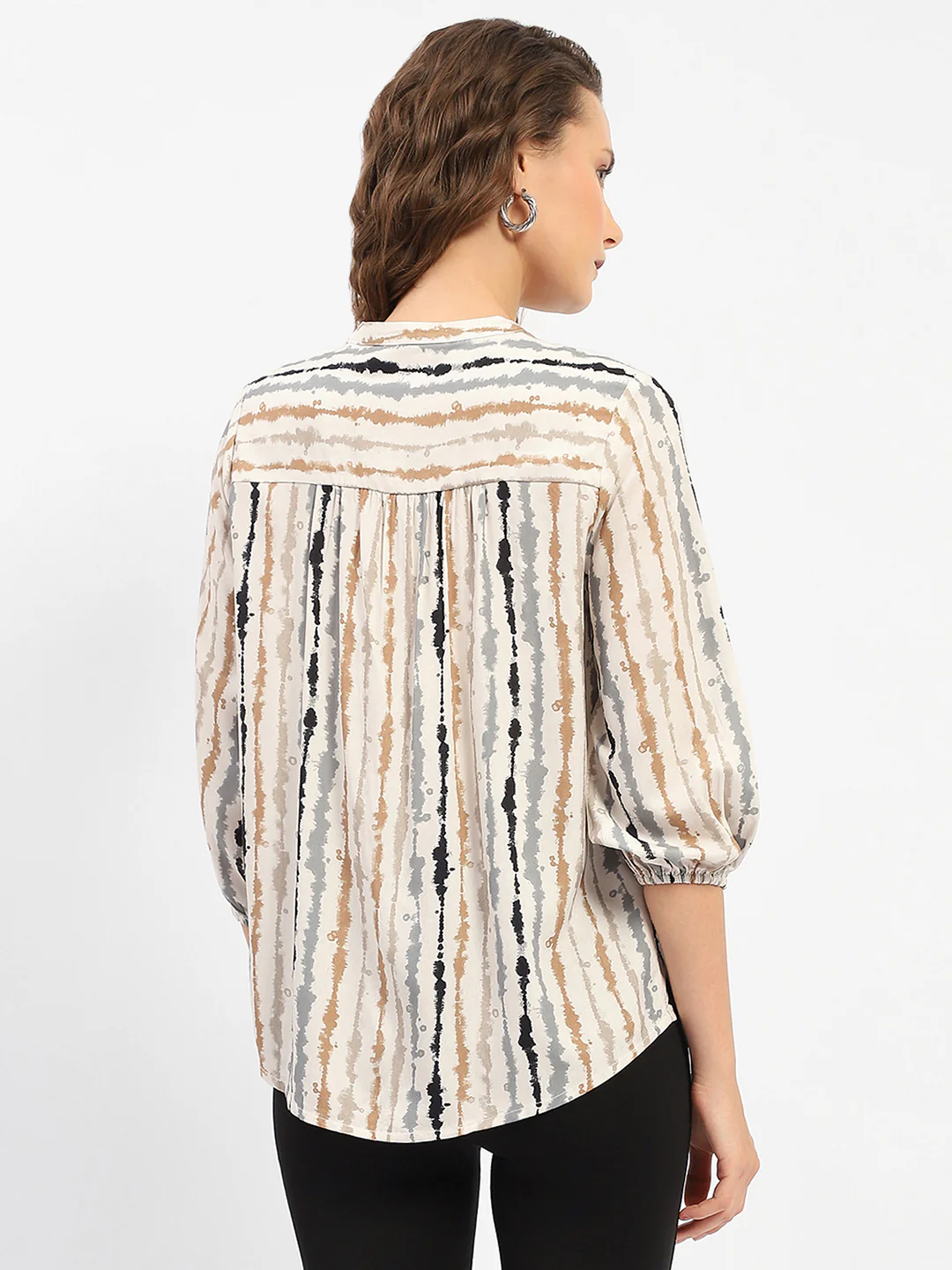 Madame Abstract Print Off-White Regular Top - Image 6
