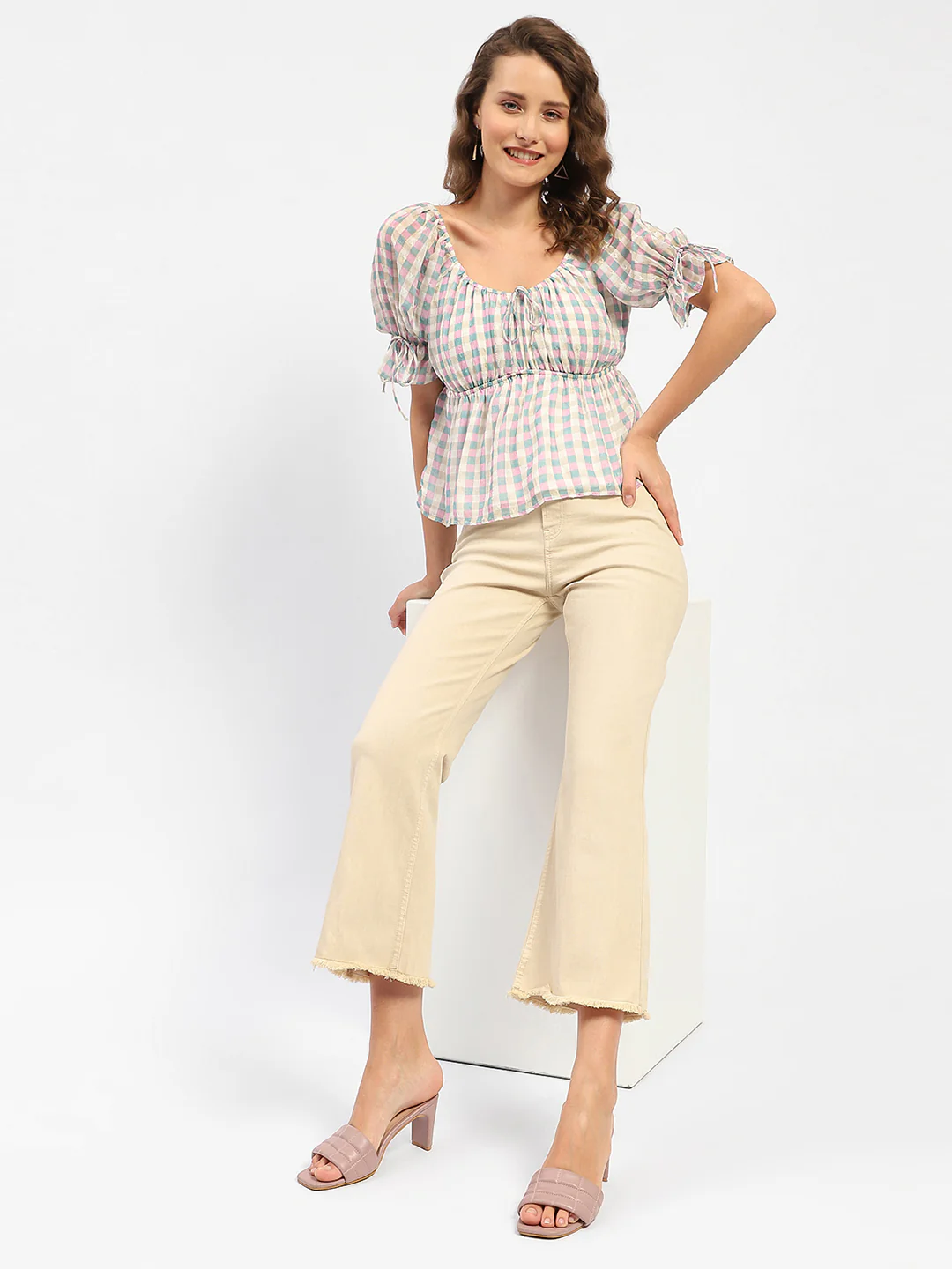 Madame Flared Fit Beige Jeans - Image 2