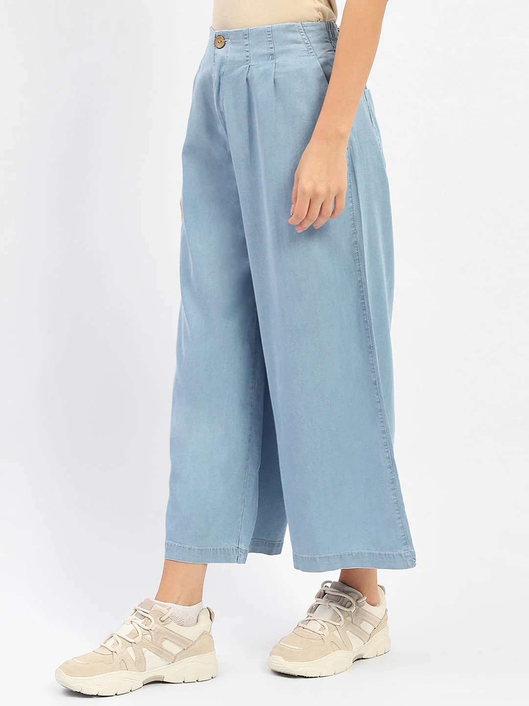 Madame Wide Leg Cropped Light Blue Denim - Image 5