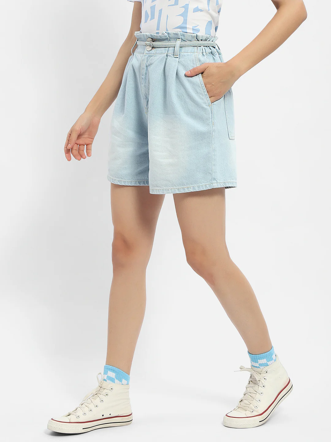 Madame Belted Waist Light Blue Denim Shorts - Image 4