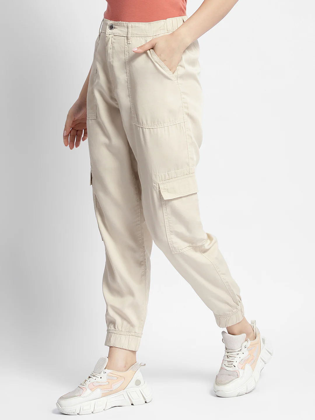 Madame Off-White Tapered Fit Mid-Rise Joggers - Image 4