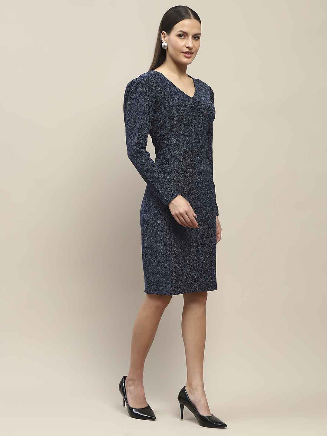 Madame Overlapping Detailed Navy Blue Knitted Midi Dress - Image 4