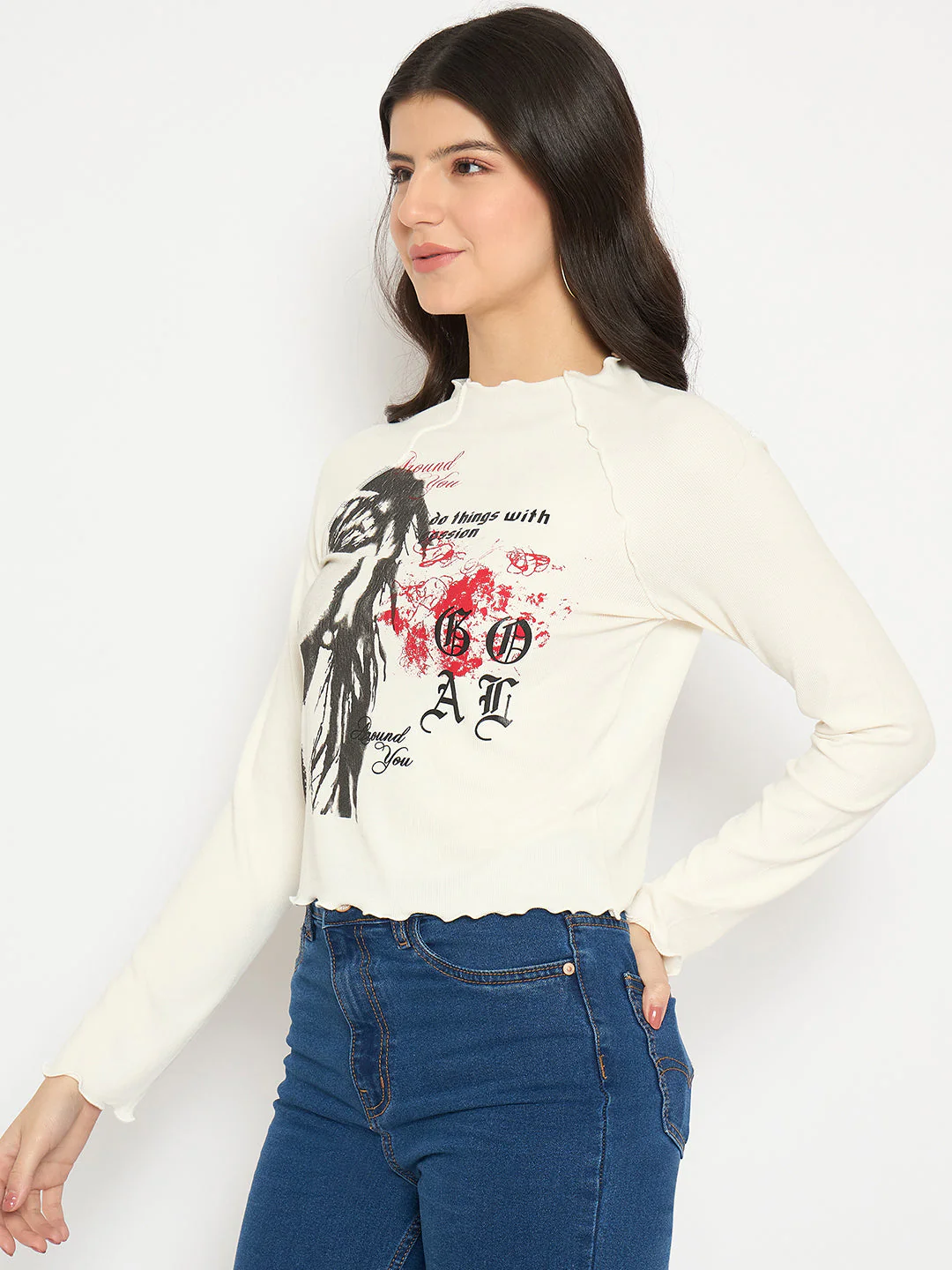 Madame Graphic Print Raglan Sleeve Off White T-shirt - Image 5