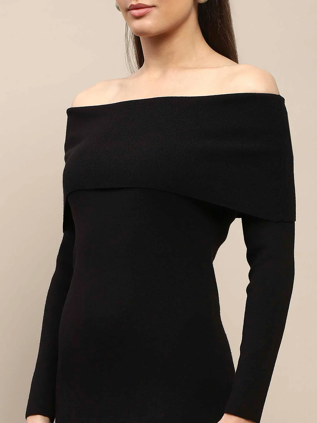 Madame Off Shoulder Side Slit Black Bodycon Midi Dress - Image 7
