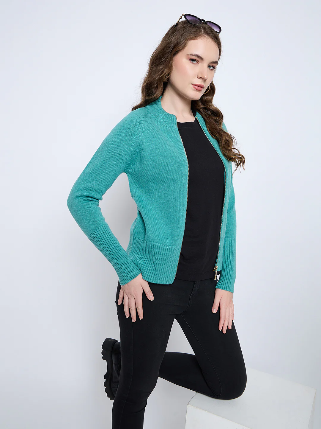 Madame Solid Sea Green Acrylic Zipped Sweater - Image 6