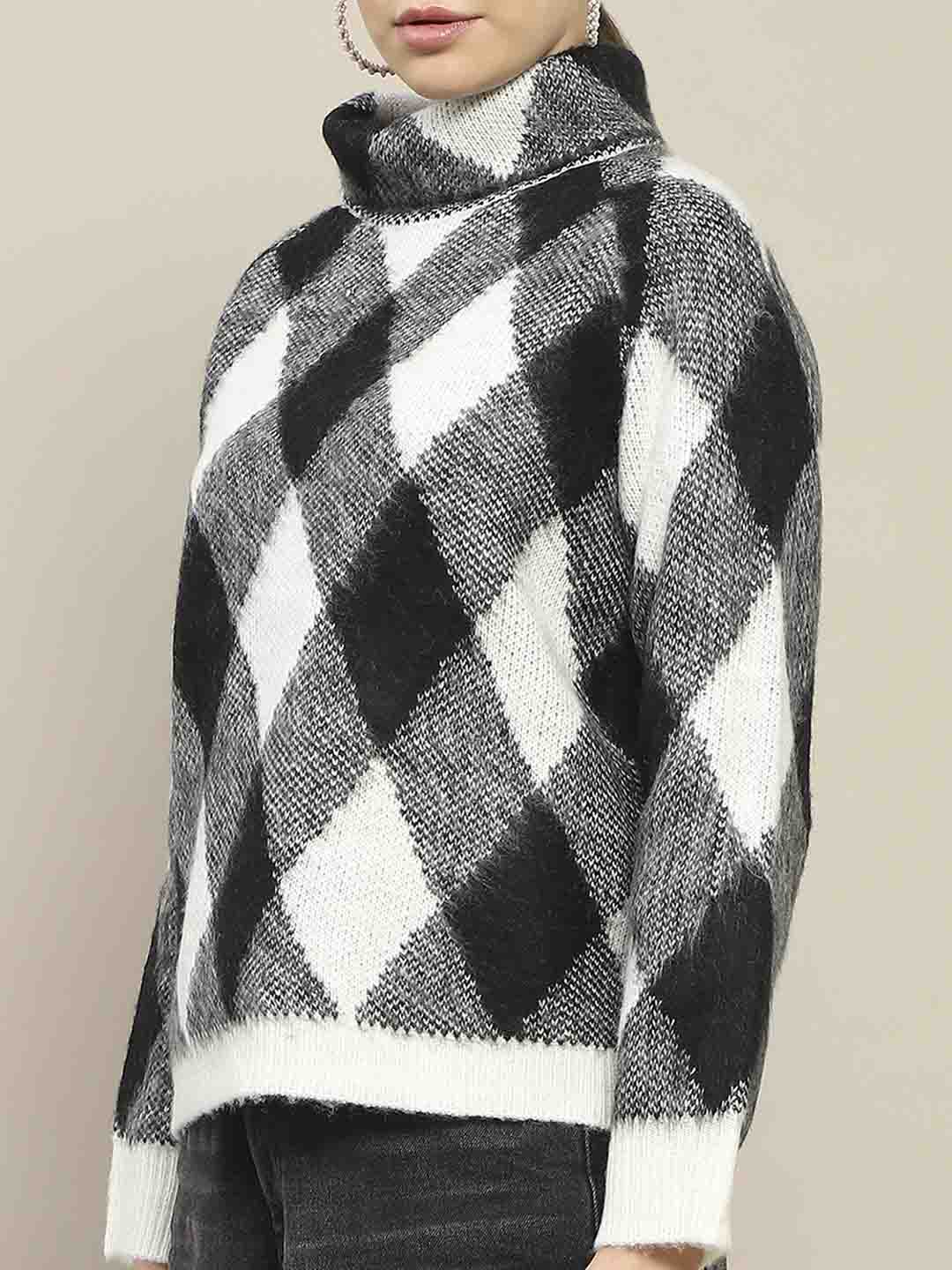 Madame Geometric Print Turtleneck Black Sweater - Image 7