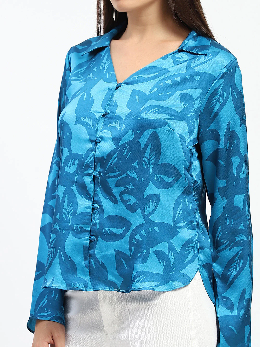 Madame Blue Leaf Print Shirt - Image 6