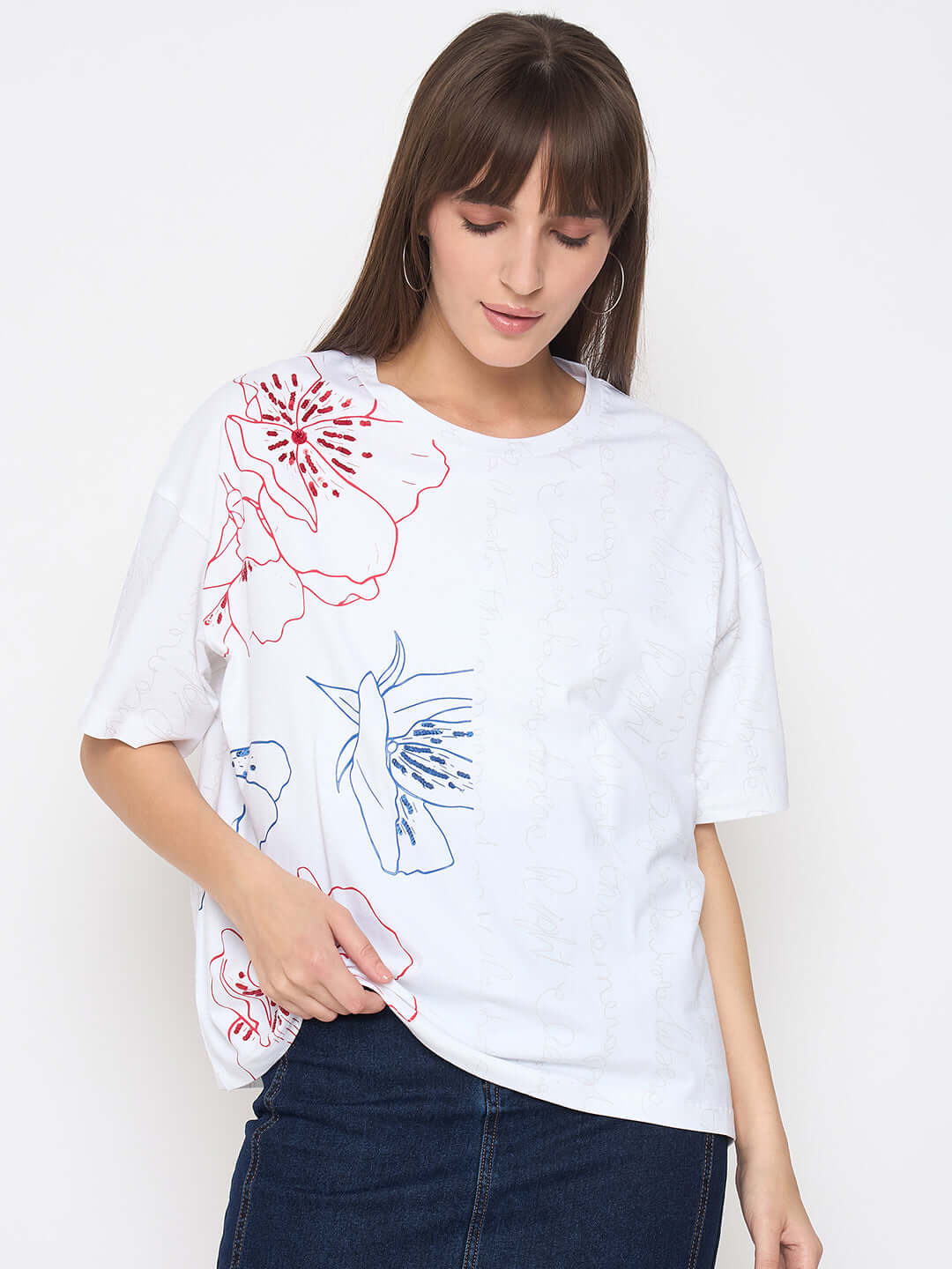 Madame Printed Handwork Detail White Sinker T-shirt - Image 3