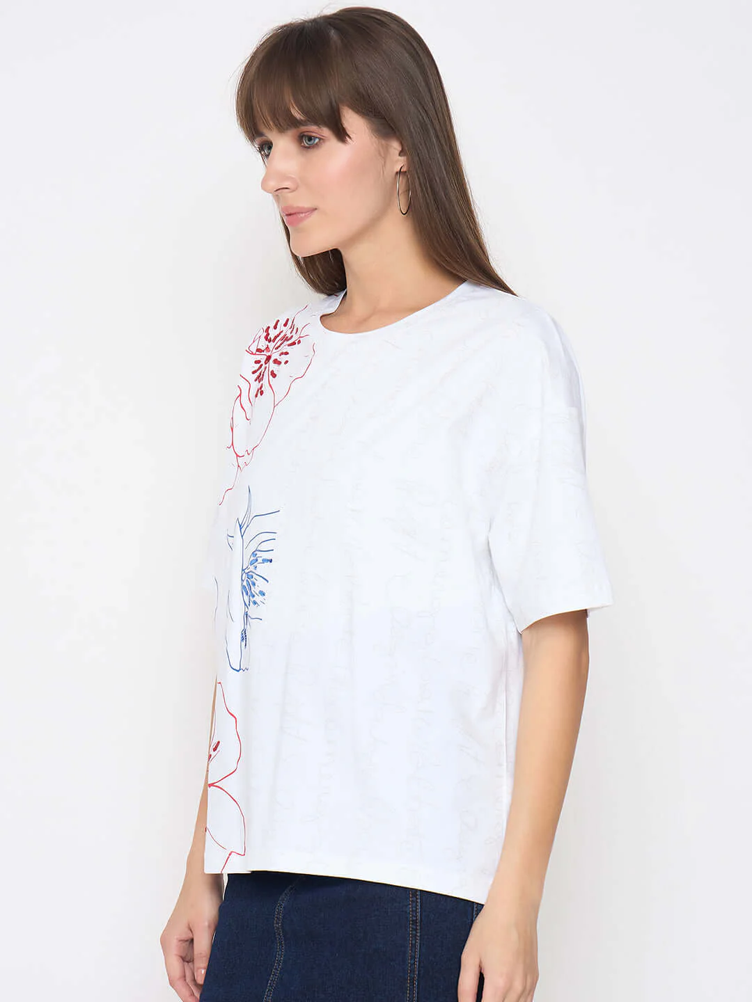Madame Printed Handwork Detail White Sinker T-shirt - Image 5