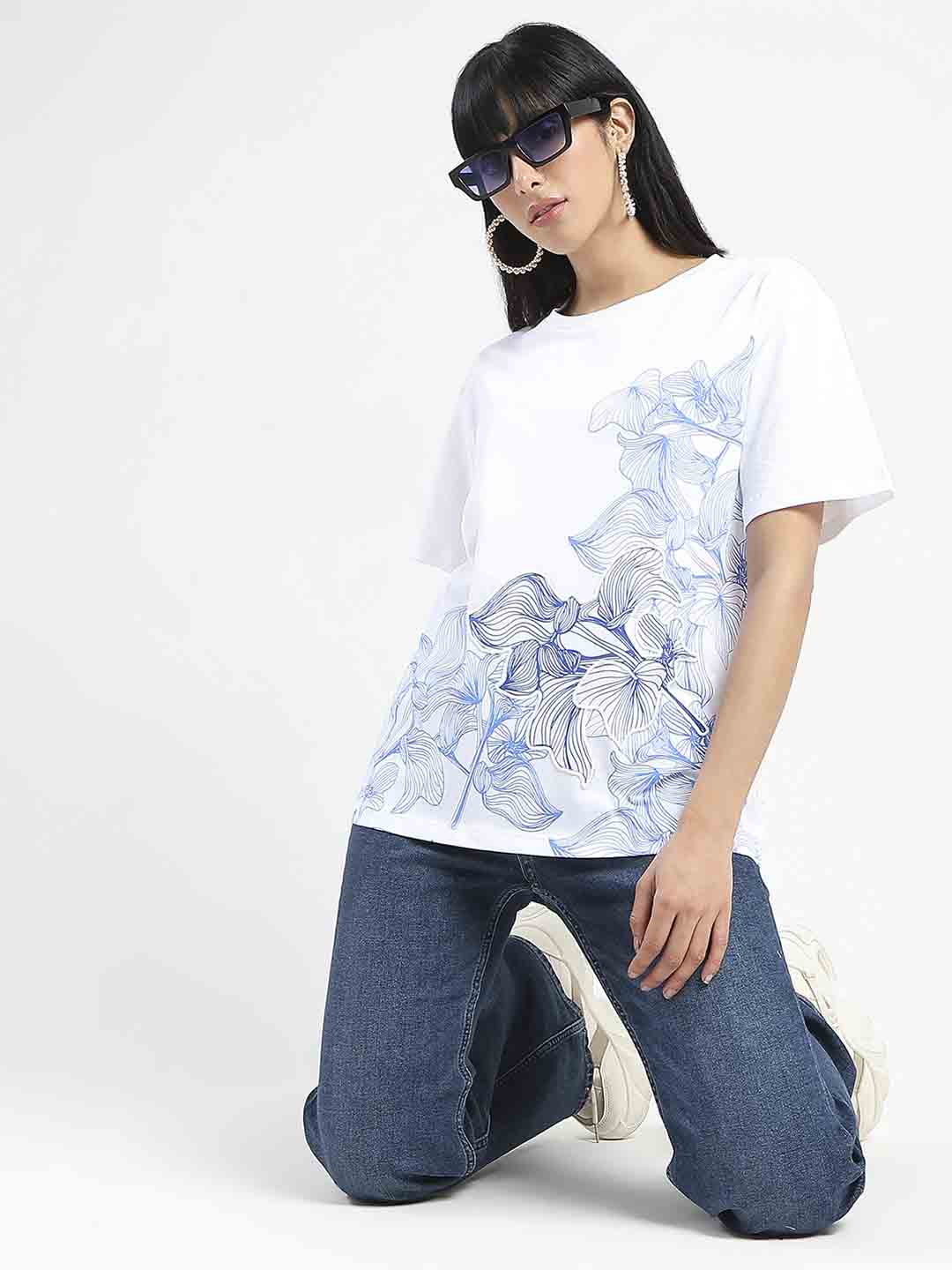 Madame Graphic Print Cord Detailed White Sinker T-Shirt - Image 5