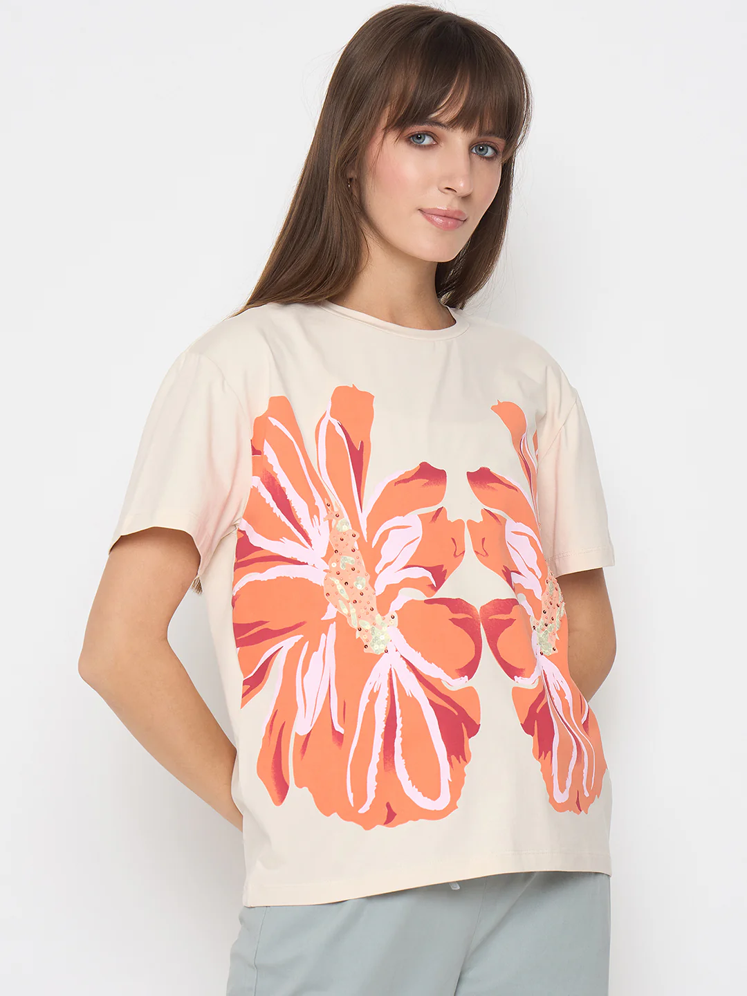 Madame Printed and Handwork Detailed Beige Sinker T-shirt - Image 4