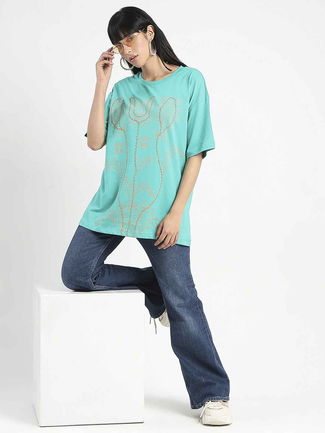 Madame Graphic Print Half Sleeve Peacock Green Cotton T-Shirt - Image 5