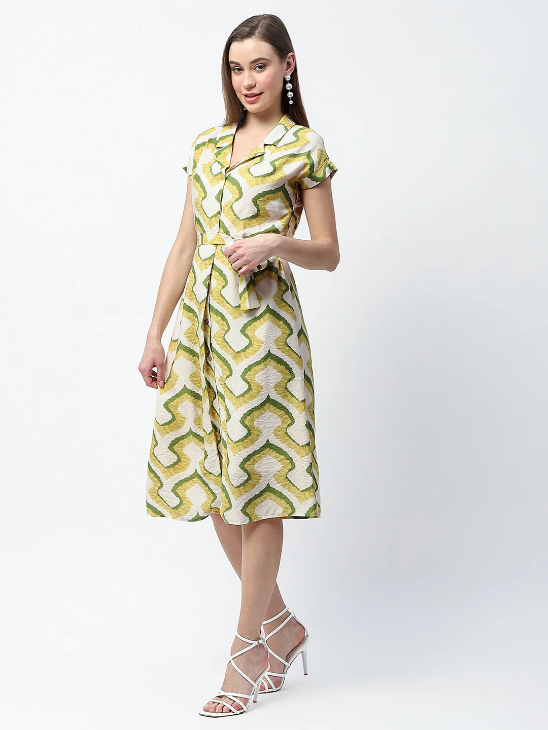 Madame Printed and Belted Green Midi Shirt Dress - Image 5