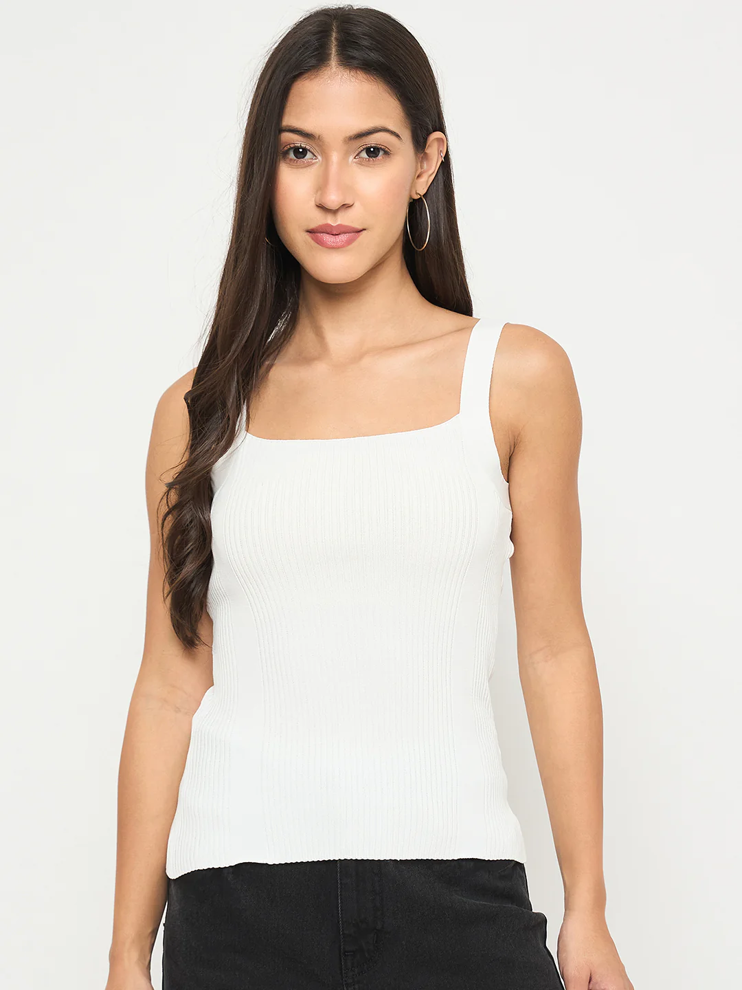 Madame Ribbed Sleeveless White Knitted Top - Image 3