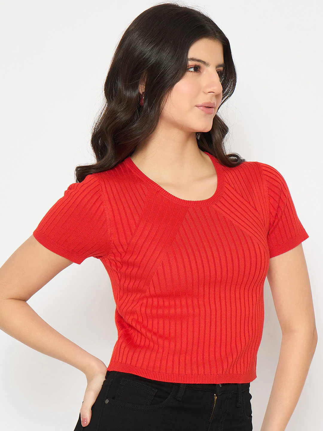 Madame Ribbed Sold Red Knitted Crop Top - Image 4