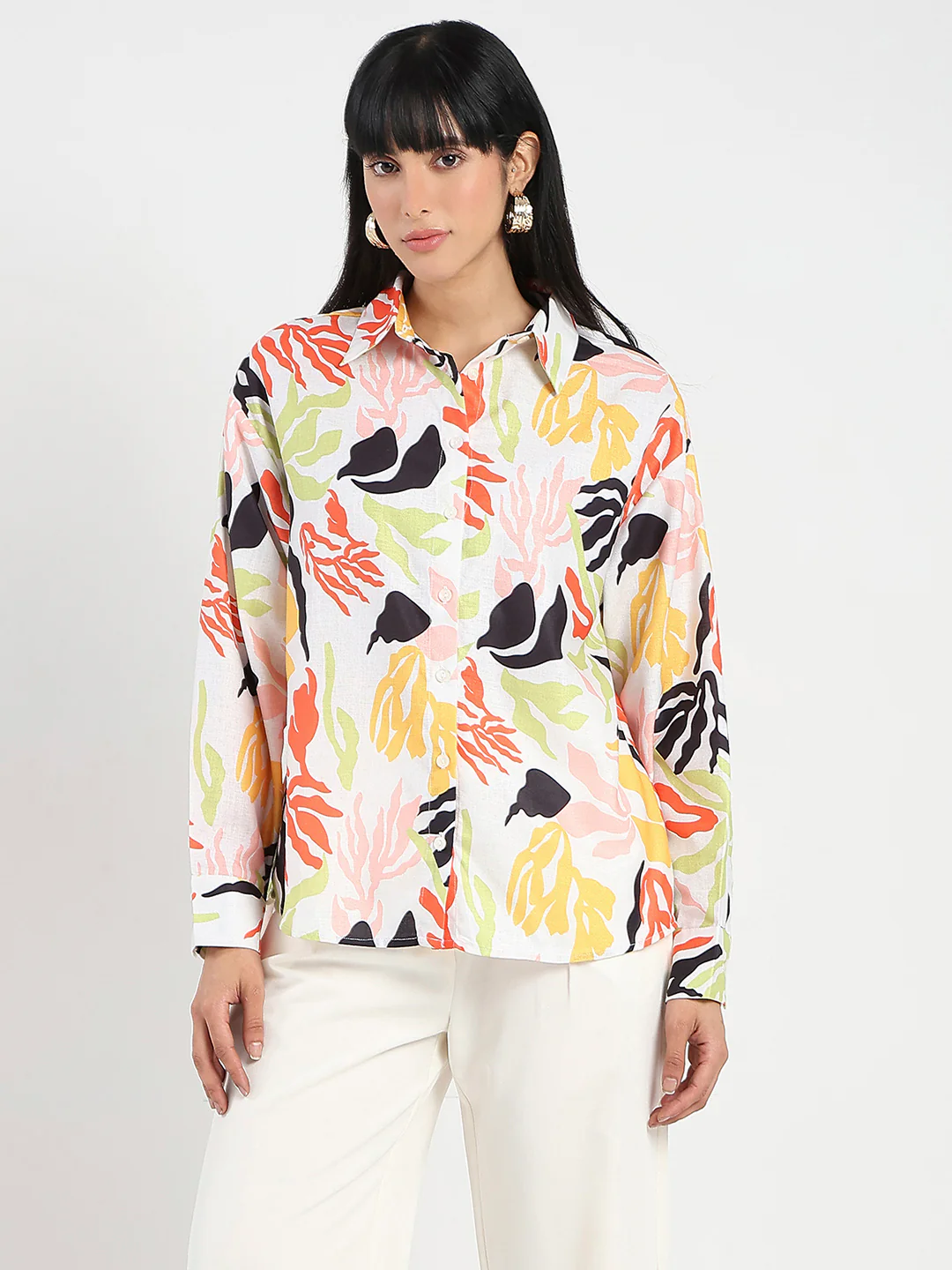 Madame Abstract Print Buttoned Off White Linen Shirt - Image 3
