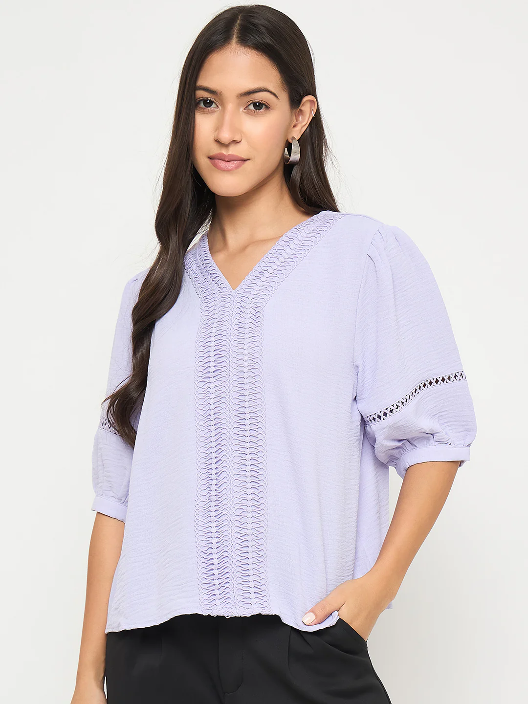 Madame Lace Detailed V-Neck Solid Lilac Knit Top - Image 3