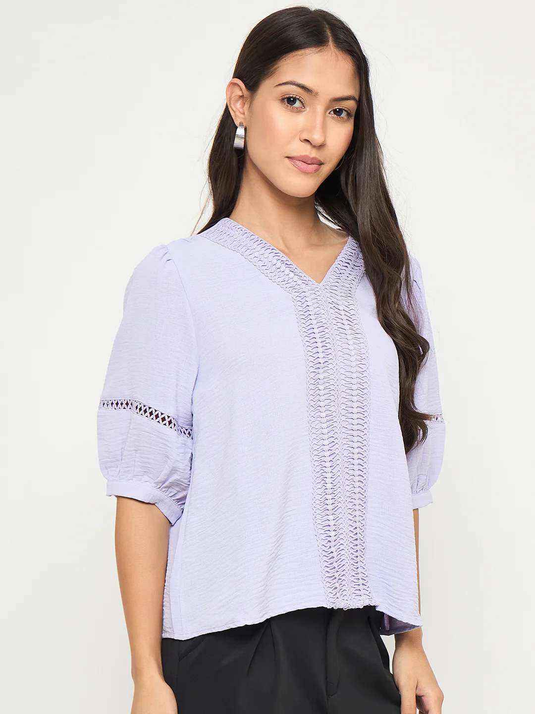 Madame Lace Detailed V-Neck Solid Lilac Knit Top - Image 4