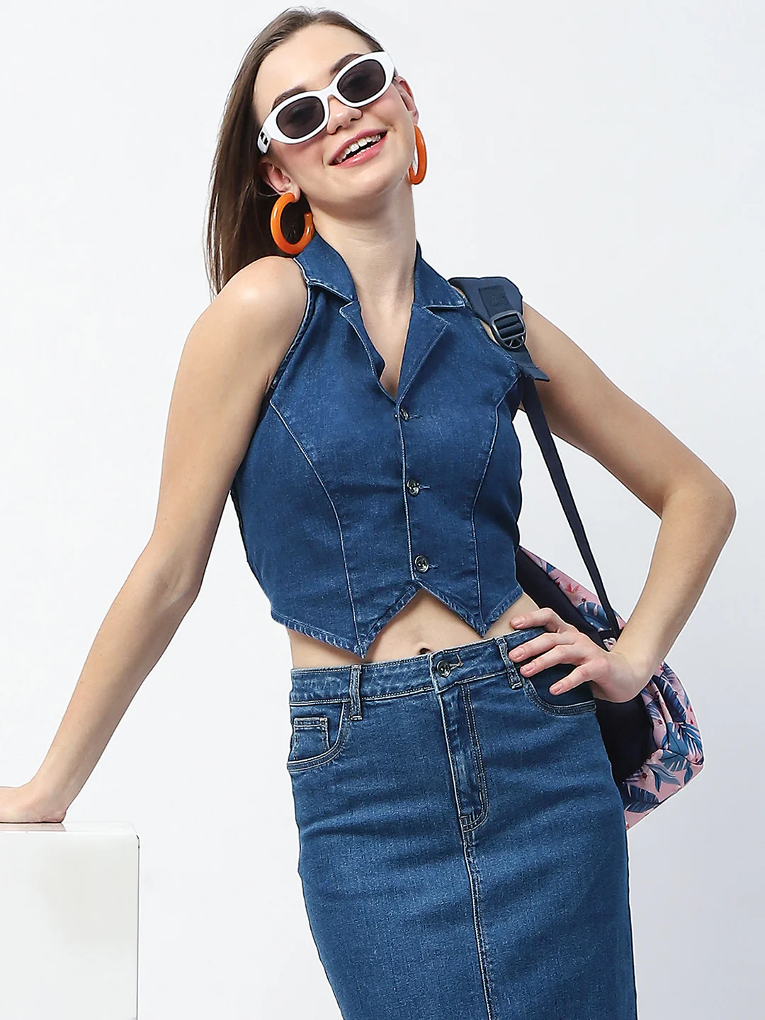 Madame Button-Down Dark Blue Halter Denim Crop Top - Image 2