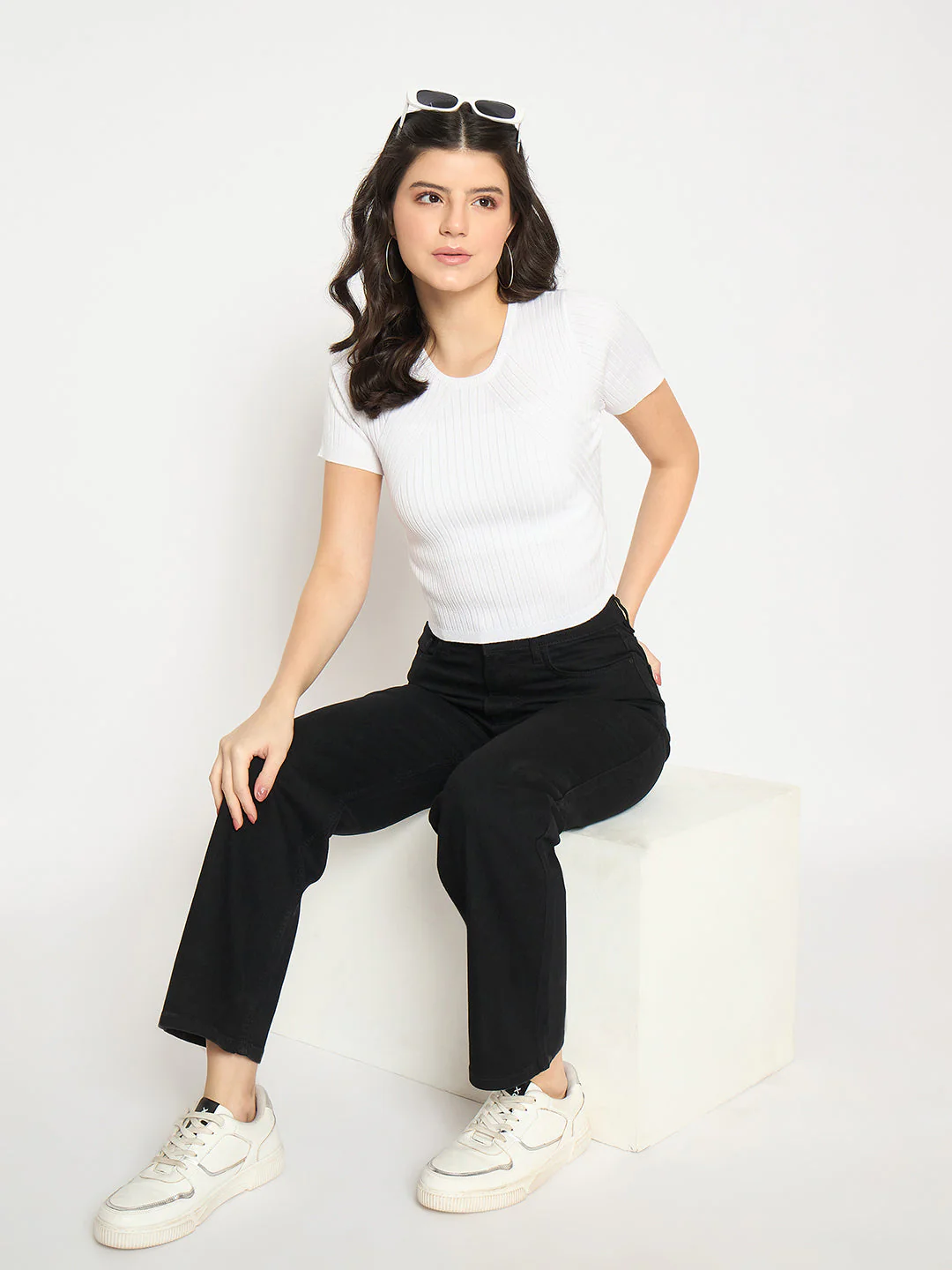Madame Straight Fit Black Denim Jeans - Image 2