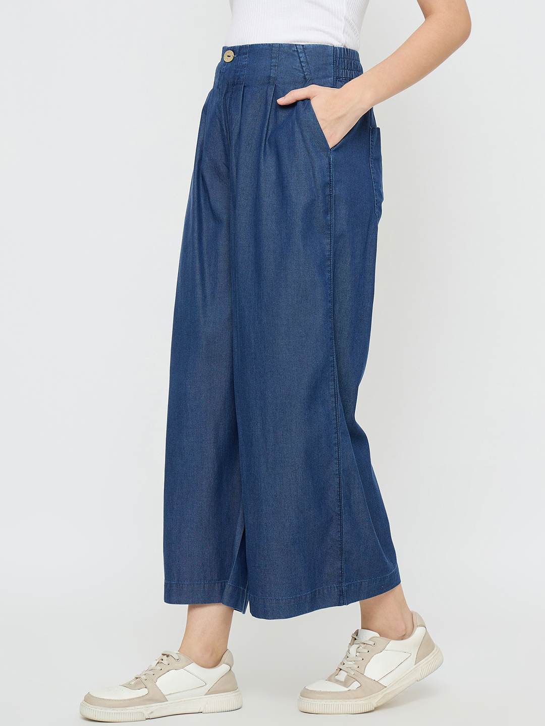 Madame Pintuck Detailed Cotton Blend Mid Blue Wide Leg Jeans - Image 4