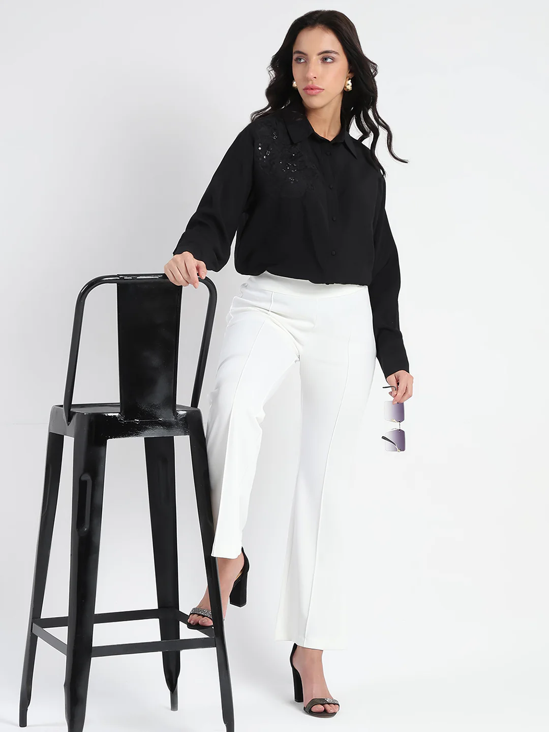 Madame Side Zipper Flared White Knitted Moss Trousers - Image 2