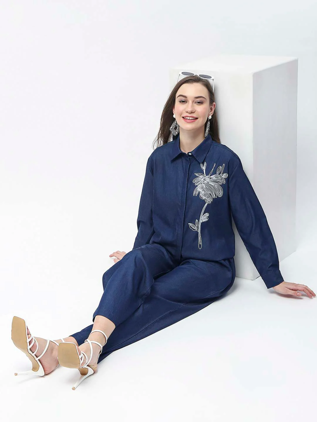 Madame Wide Leg Navy Blue Cotton Blend Trousers - Image 2