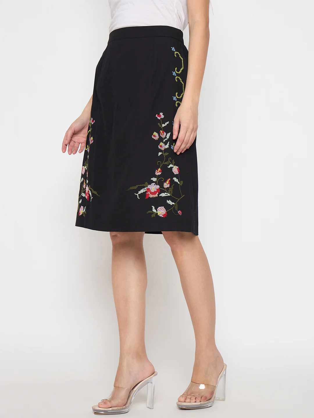 Madame Floral Embroidered Black Cotton Mini Skirt - Image 5