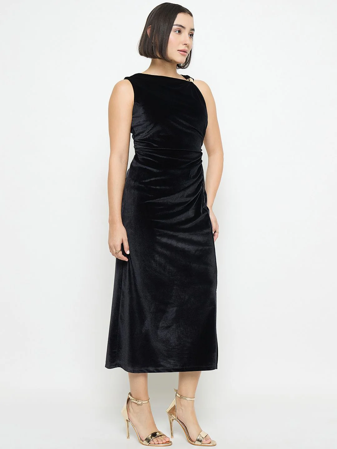 Madame Side Ruched Midi Black Sheath Dress - Image 4