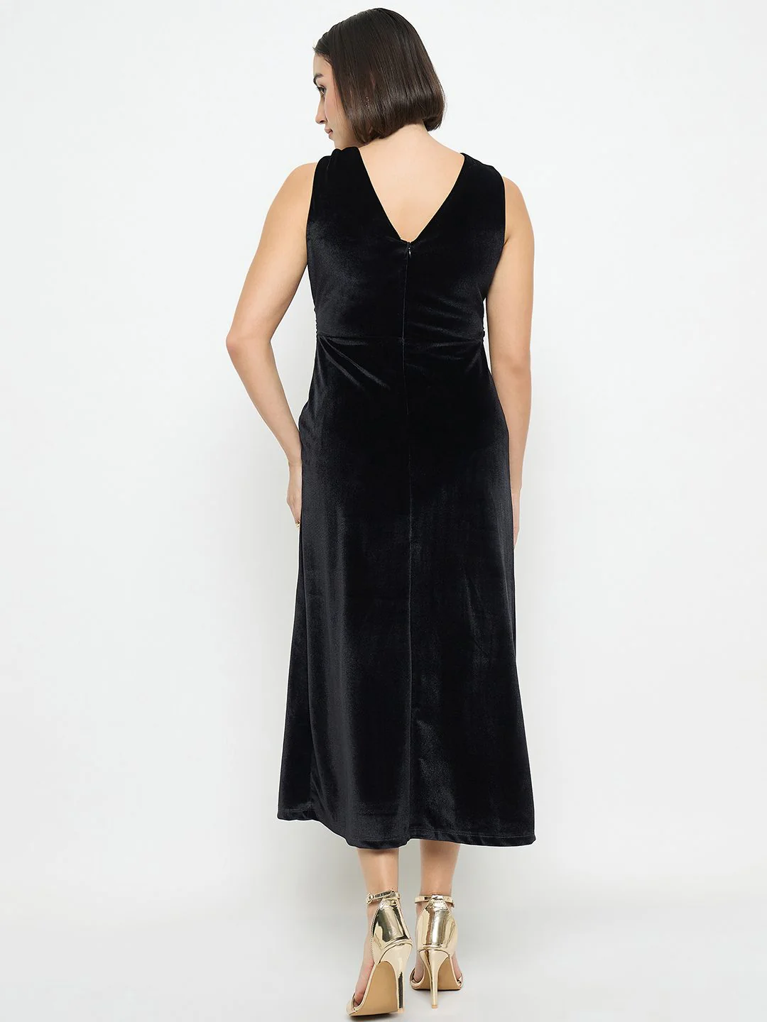 Madame Side Ruched Midi Black Sheath Dress - Image 6