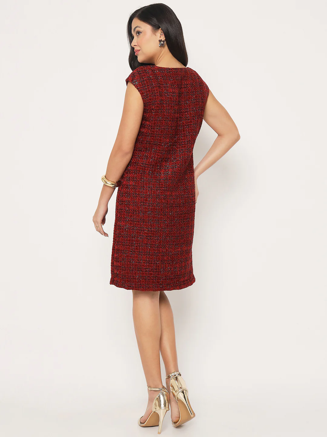Madame Sleeveless Maroon Sheath Dress - Image 7