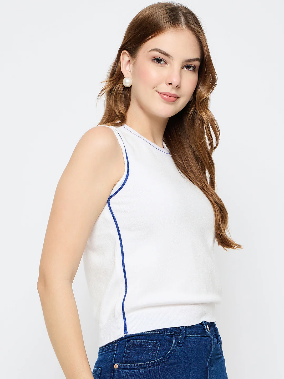Madame Contrast Trim Sleeveless Blue Knitted Top - Image 4