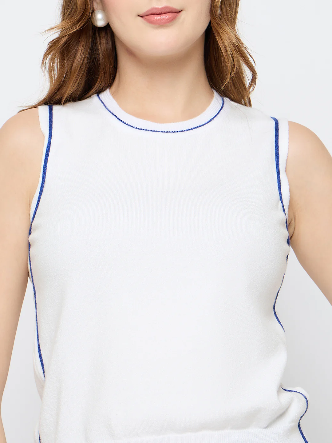 Madame Contrast Trim Sleeveless Blue Knitted Top - Image 7