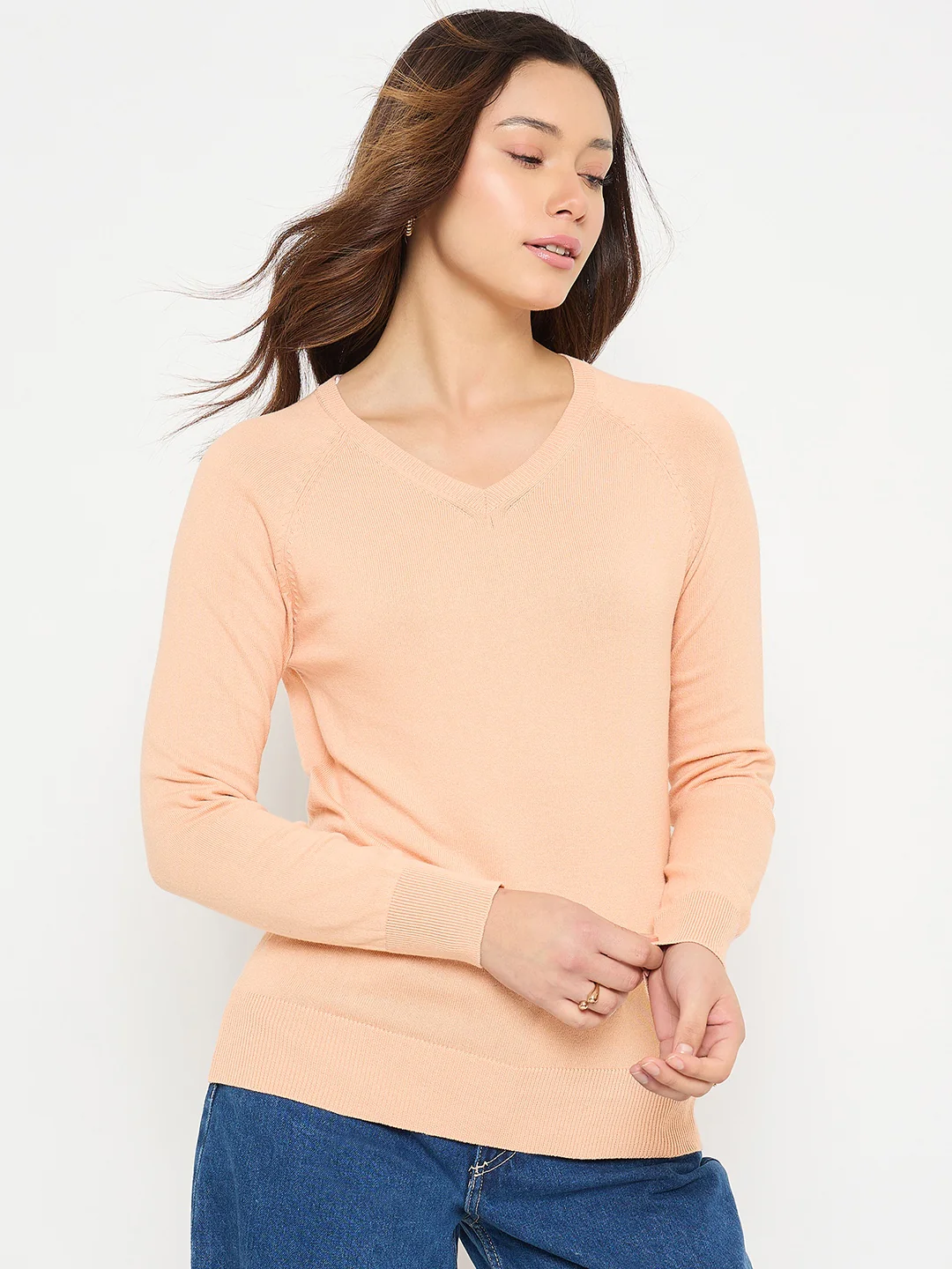 Madame Rosewood  Solid V Neck Sweater - Image 4