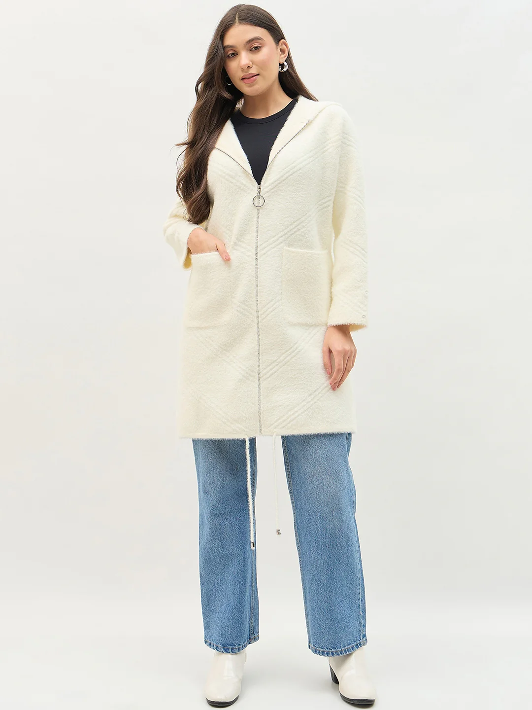 Madame Faux Fur Detailing Off White Long Shrug