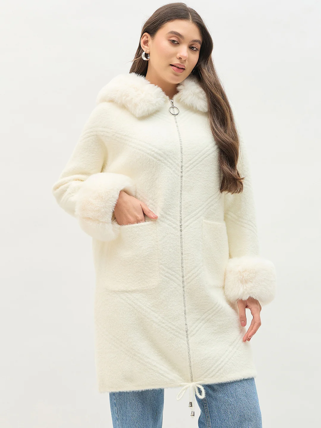Madame Faux Fur Detailing Off White Long Shrug - Image 4