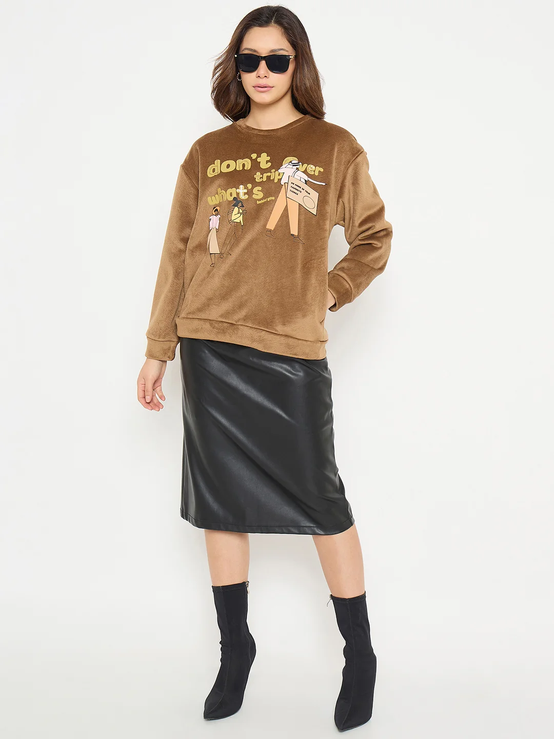Madame Graphic Print Brown Sweatshirt - Image 3