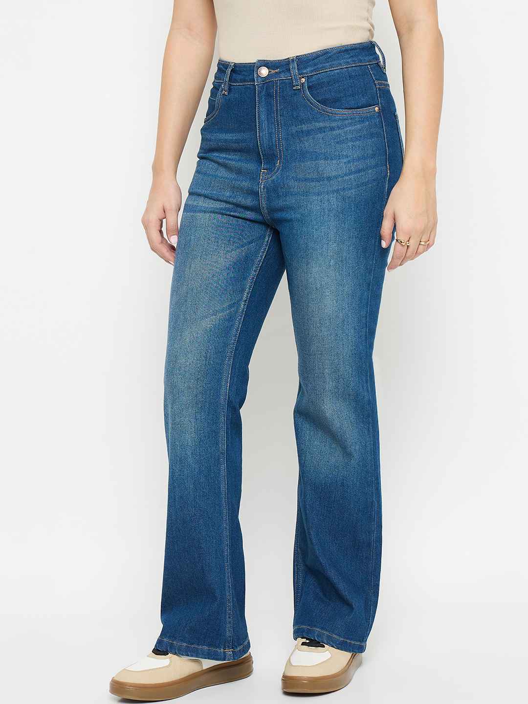 Madame Mid Blue Flared Jeans - Image 5