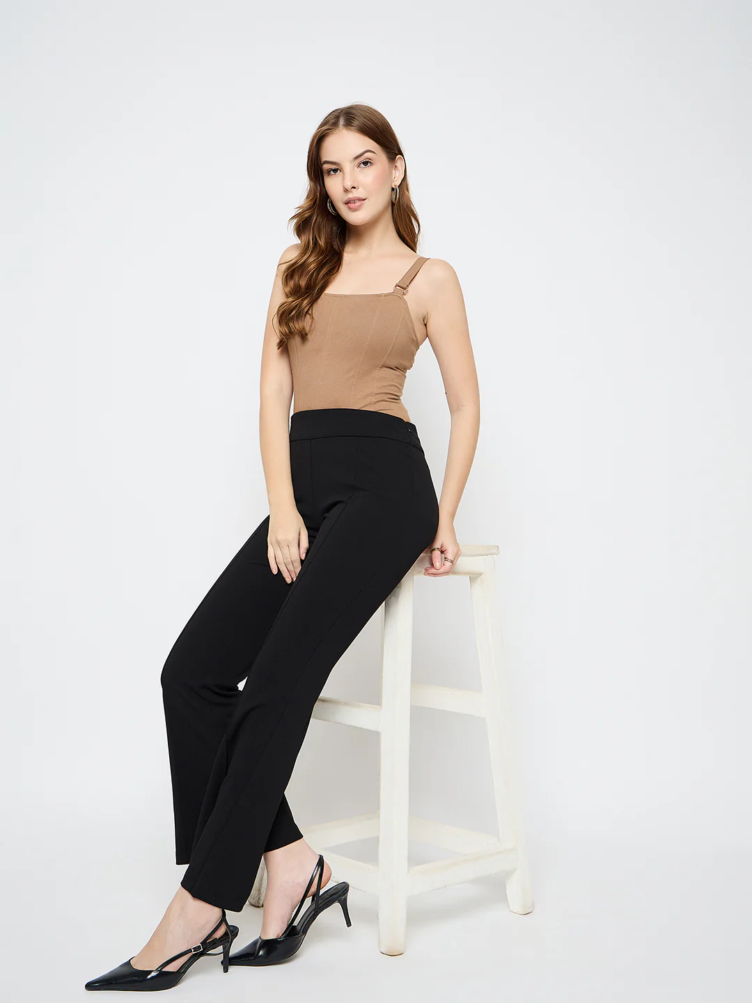Madame Pleat Detailed Solid Black Flared Trousers - Image 7