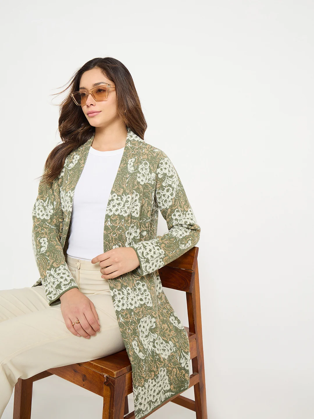 Madame Printed Green Shrug - Image 2