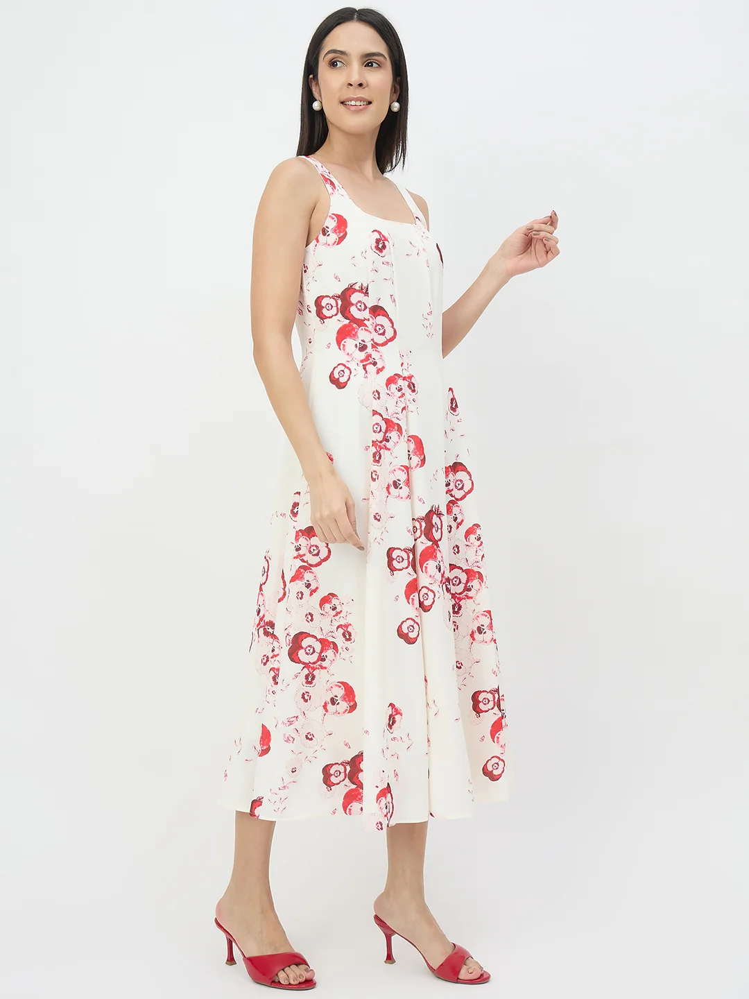 Madame Off-White Stretch Bodycon Dress - Image 4