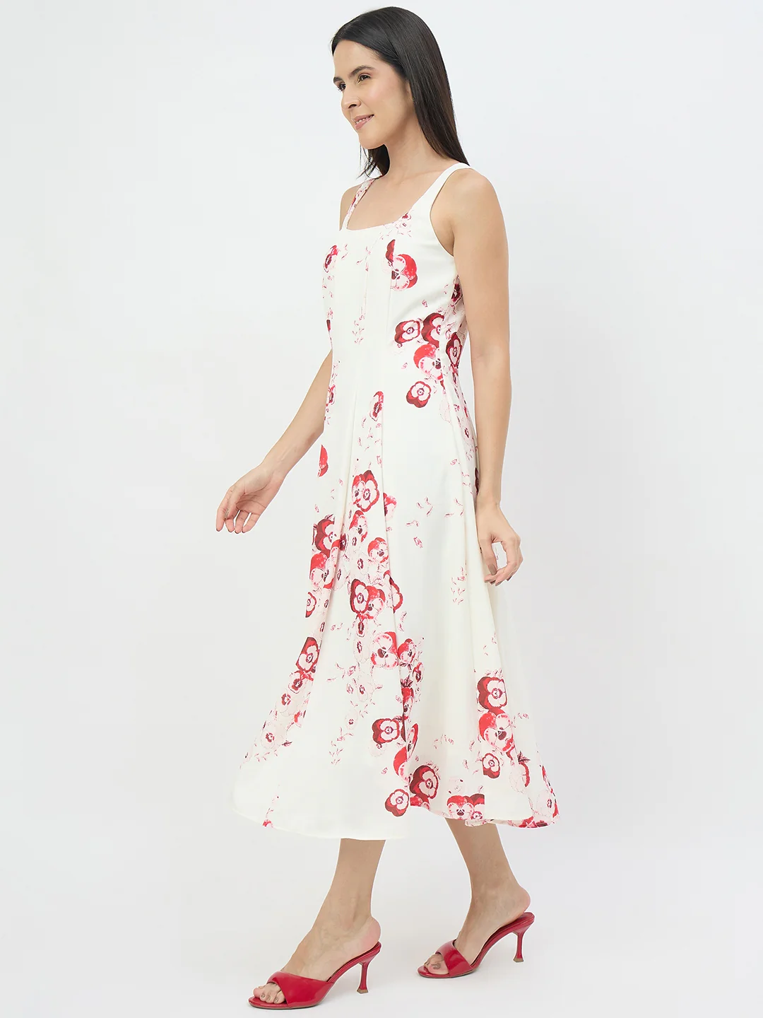 Madame Off-White Stretch Bodycon Dress - Image 5
