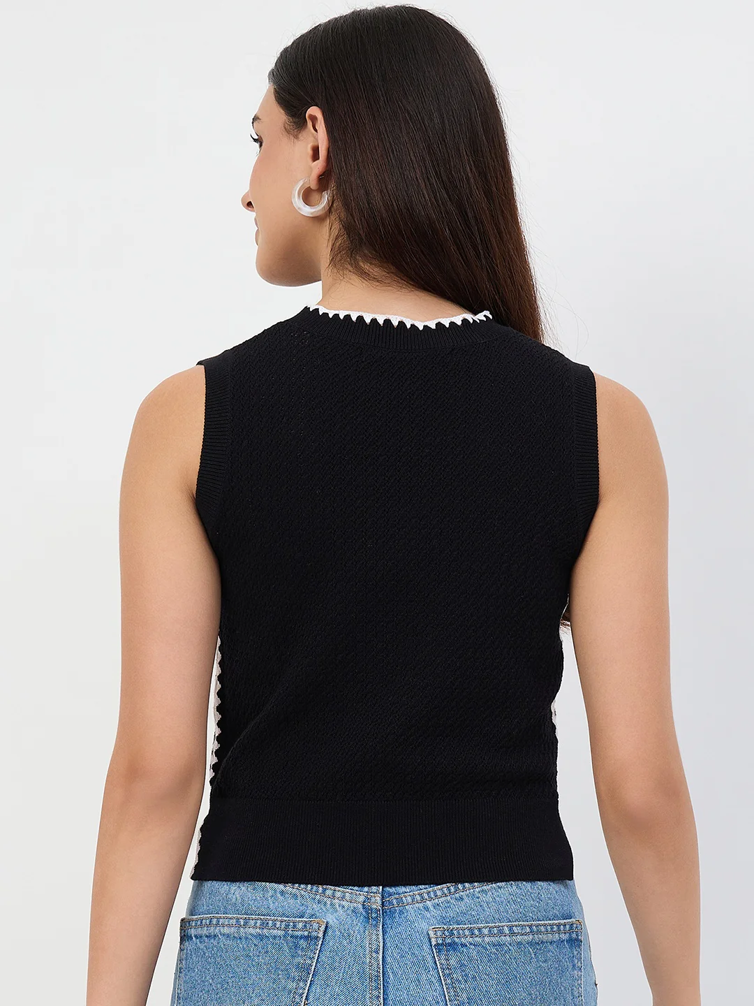 Madame Black Contrast Trim Cotton Blend Knit Top - Image 6